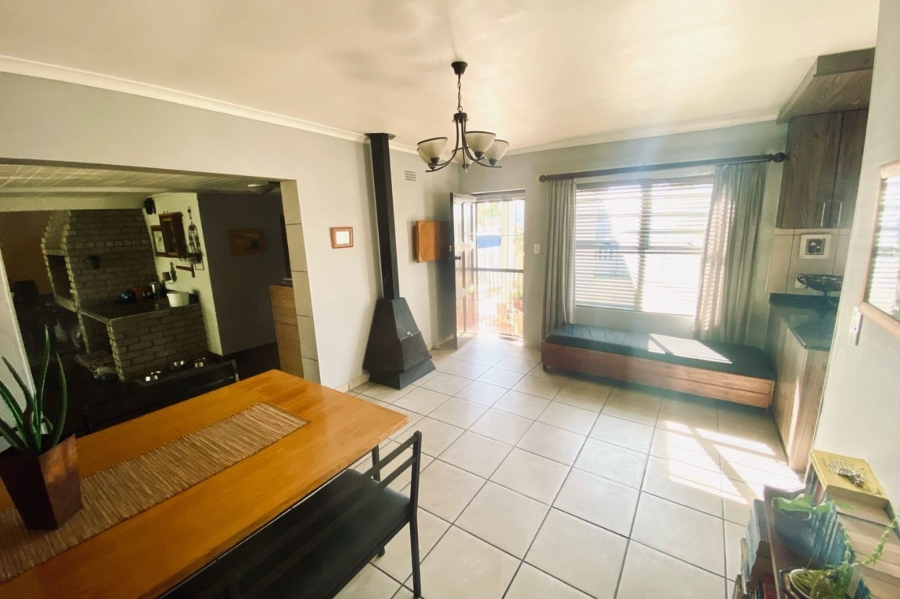 2 Bedroom Property for Sale in Bonnie Brae Western Cape
